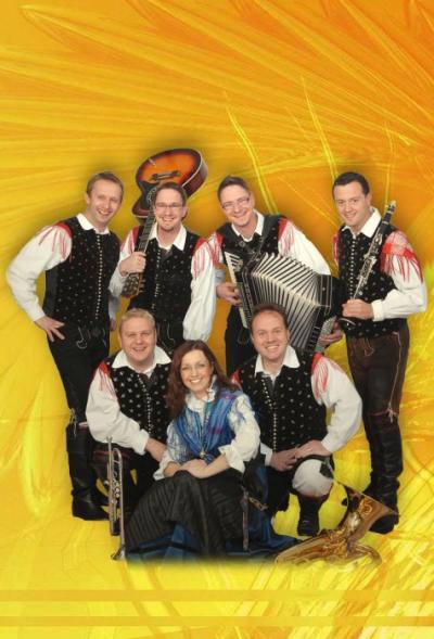 KMEČKI PLES  - SJK -