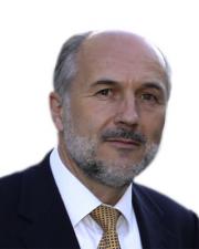 EL prav prisrčno čestita dr. Valentinu Inzku za imenovanje za mednarodnega pooblaščenca za BiH!